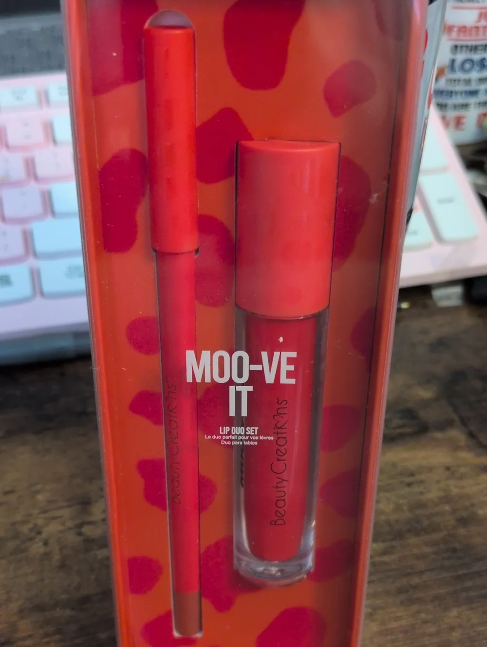 Beauty Creations Moo-Ve It Lip Duo - Bright Red